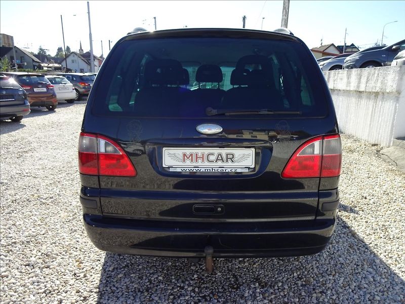 Ford Galaxy 1,9 TDI 85 kW 7.MÍST - fotka 6 z 40