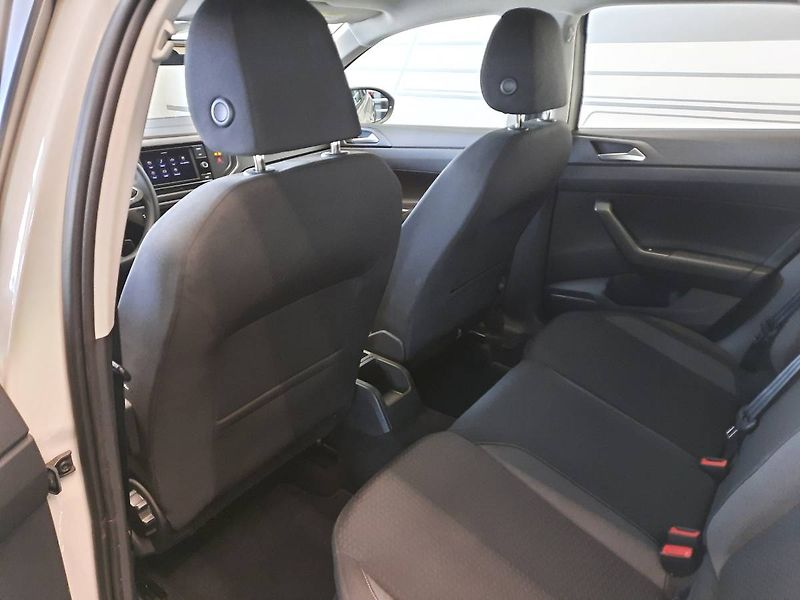 Volkswagen Taigo (2022) 1.0 TSI (70kW/95k) Life - fotka 8 z 26