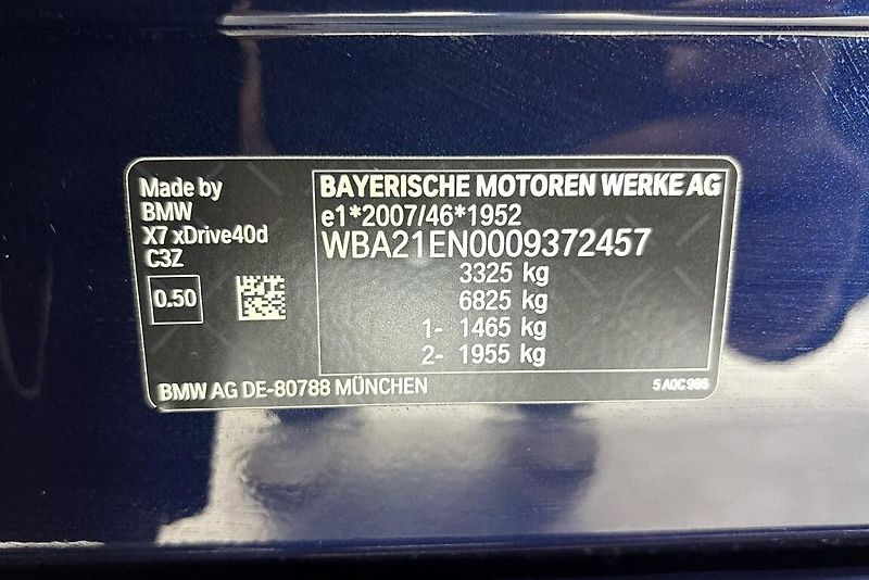 BMW X7 xDrive40d - fotka 24 z 24