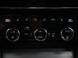 Škoda Superb 2,0 TSI DSG CZ Style 1.Maj DPH - náhled 24