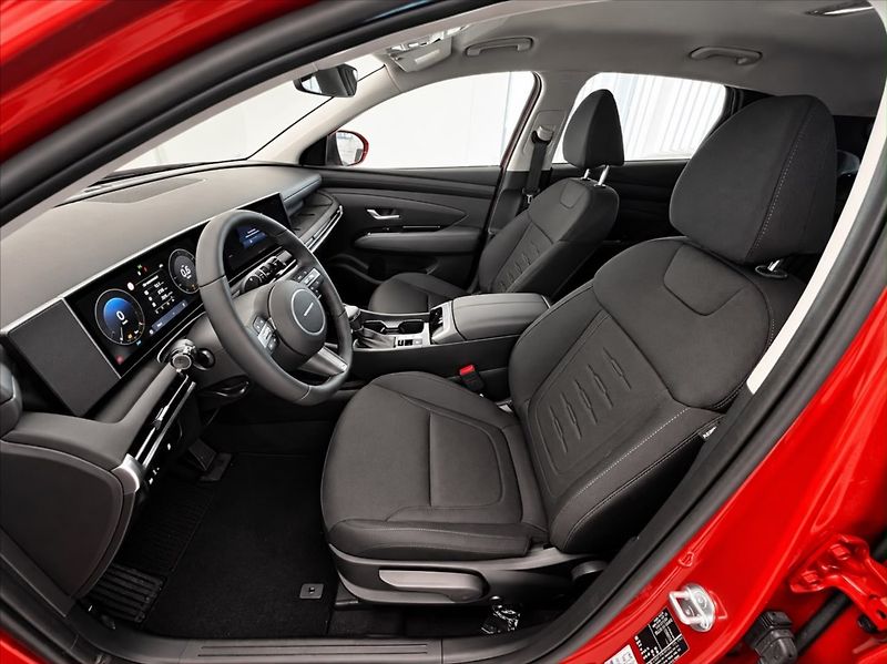 Hyundai Tucson 1,6 STYLE - NOVÝ VŮZ - fotka 7 z 15