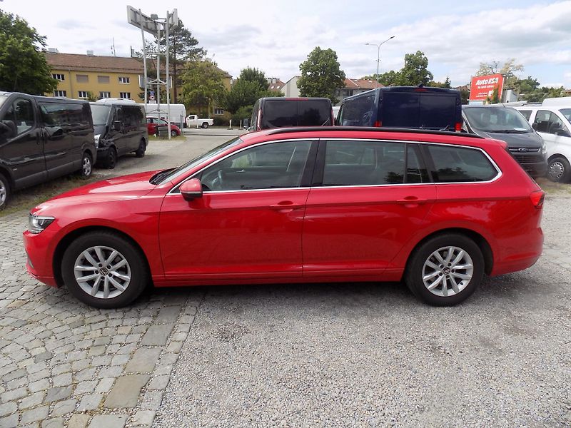 Volkswagen Passat 2,0 TDI DSG SUPERSTAV!!! - fotka 17 z 41