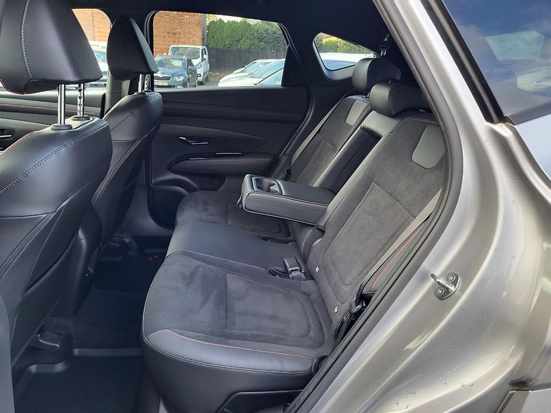 Hyundai Tucson 1.6 T-GDI mHEV 118kW 4x4 SMART - fotka 8 z 41