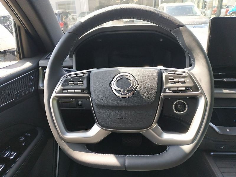 KGM Rexton 2.2 PREMIUM 4WD AT, SKLADEM - fotka 14 z 32