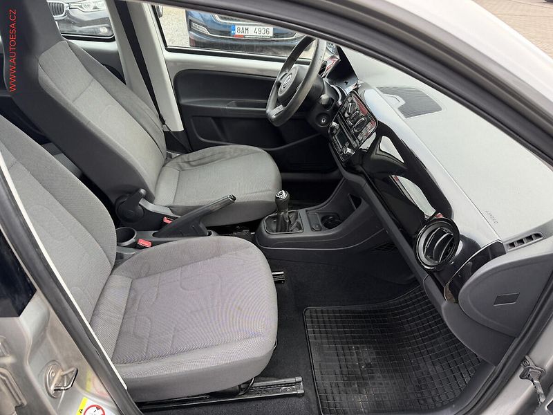 Volkswagen up! (2013) 1.0i, AC, STK1/28 - fotka 12 z 15