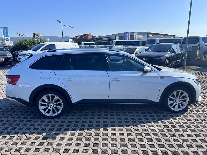 Škoda Superb 2,0 TDI 4x4 DSG 147kW - fotka 3 z 16