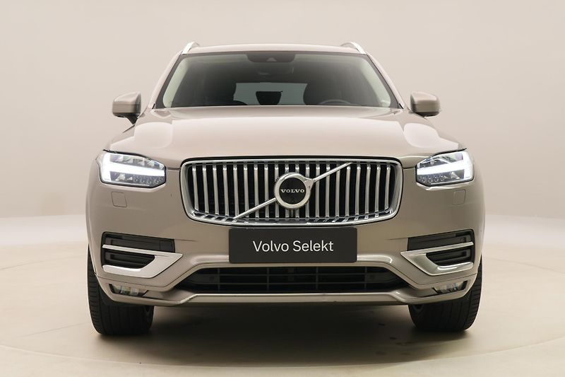Volvo XC90 B5 AWD INSCRIPTION AUT CZ 7m - fotka 16 z 56