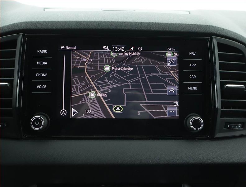 Škoda Karoq (2021) Sportline 2.0 TDI - fotka 15 z 17