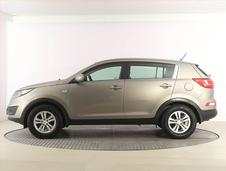 Kia Sportage (2011) 1.6 GDI - fotka 3 z 15