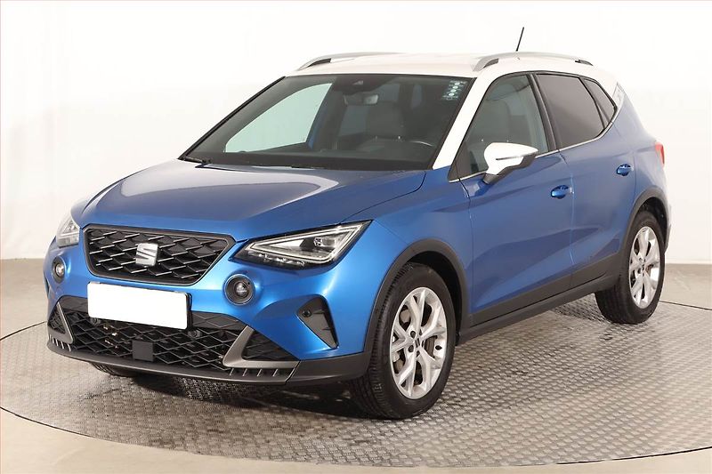 Seat Arona (2021) FR 1.5 TSI, Automat - fotka 2 z 25