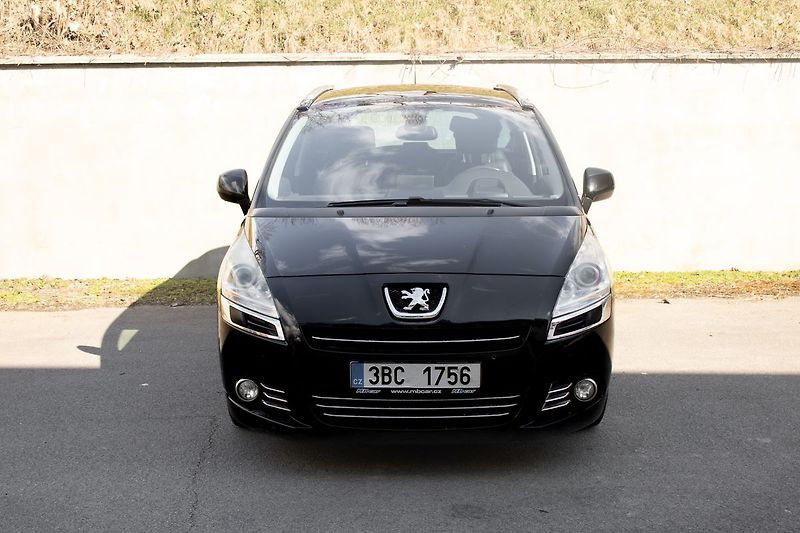 Peugeot 5008 - fotka 2 z 28