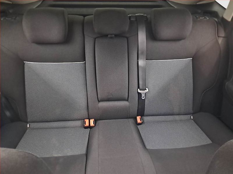 Ford Mondeo (2010) 1.6 i, po STK, v dobrém stavu - fotka 10 z 15