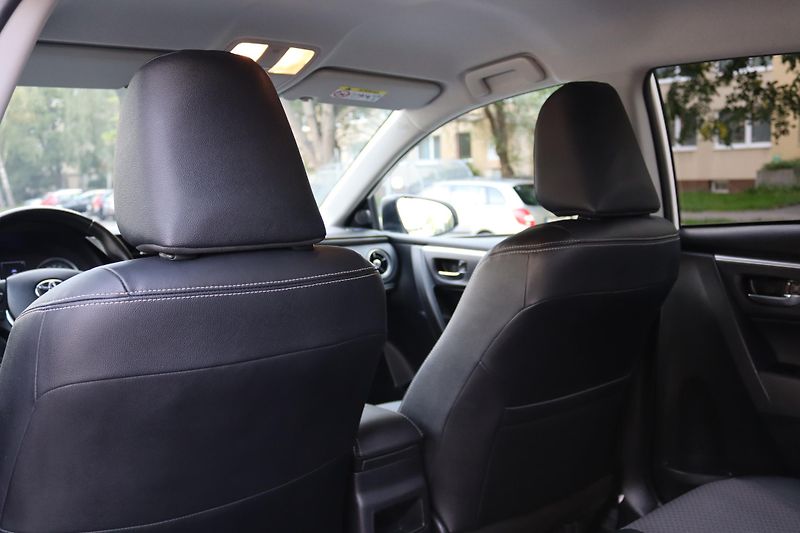 Toyota Corolla (2018) Toyota Corolla Sedan 1.6 - fotka 49 z 60
