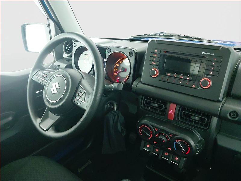 Suzuki Jimny (2024) 1.5 AllGrip - fotka 7 z 16