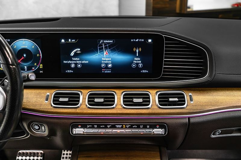 Mercedes-Benz GLS d 4M AMG Pano Nezávislé HUD - fotka 17 z 26