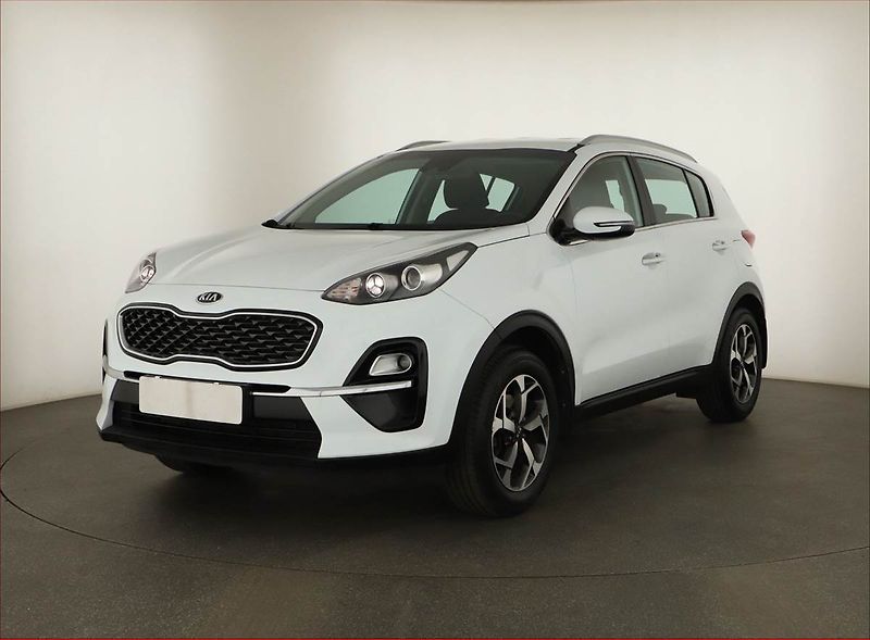 Kia Sportage (2019) 1.6 GDI, Navi, Tempomat - fotka 2 z 16