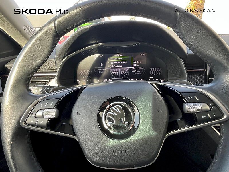 Škoda Scala (2024) 1.0 TSI 85kW Top Selection DSG - fotka 5 z 27