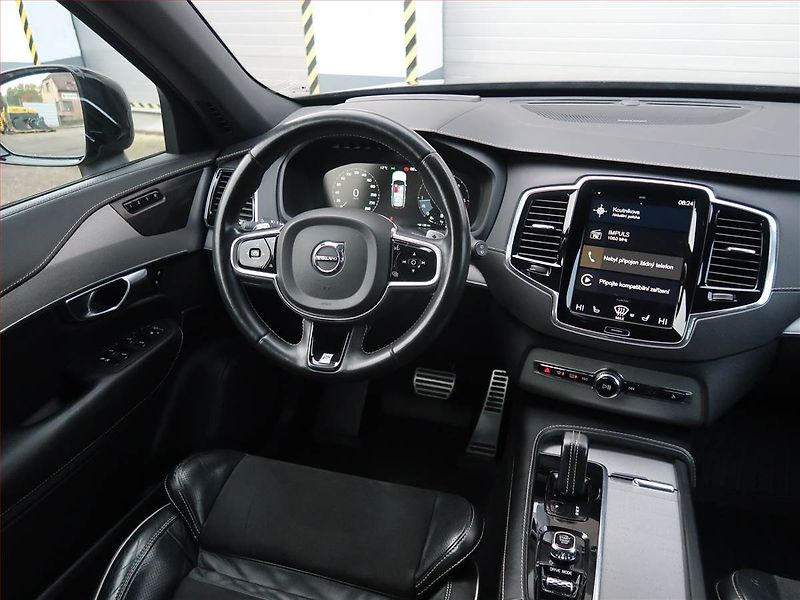 Volvo XC90 (2019) D5 AWD - fotka 7 z 31