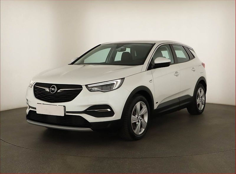 Opel Grandland X (2019) Plug-in Hybrid4, 4X4, Automat - fotka 2 z 23