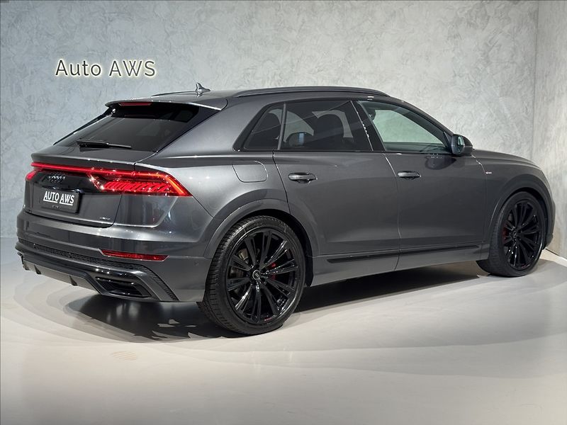 Audi Q8 3,0 TDi  S-Line HD LED Záruka - fotka 8 z 50