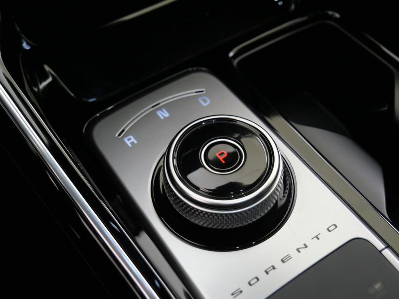 Kia Sorento - fotka 17 z 27