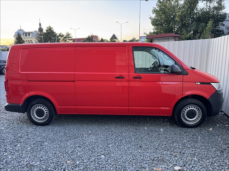 Volkswagen Transporter 2,0 TDI DSG LONG DPH 1.maj ČR - fotka 16 z 50