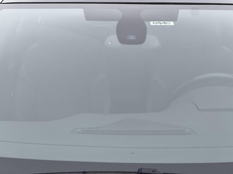 Citroën DS5 2.0HDi AUTOMAT NAVI KAMERA - fotka 38 z 43