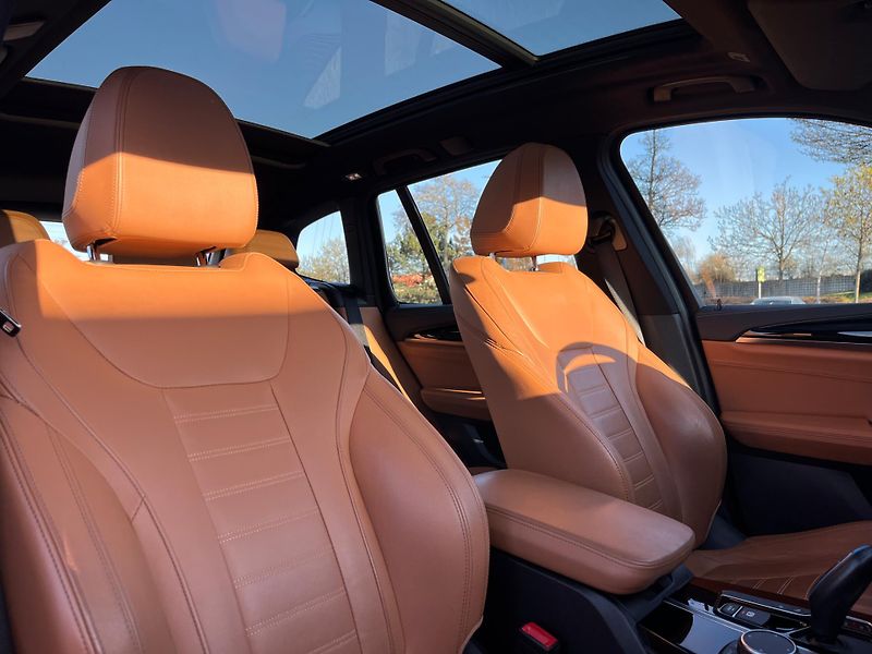 BMW iX3 (2021) /210kW - fotka 25 z 38