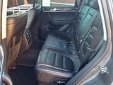 Volkswagen Touareg 4.2V8 TDi 250kW*1.MAJITEL* - náhled 24