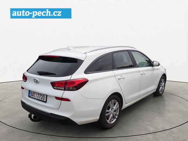 Hyundai i30 1.4-GDI, 103 kW, CZ, Navi - fotka 4 z 47