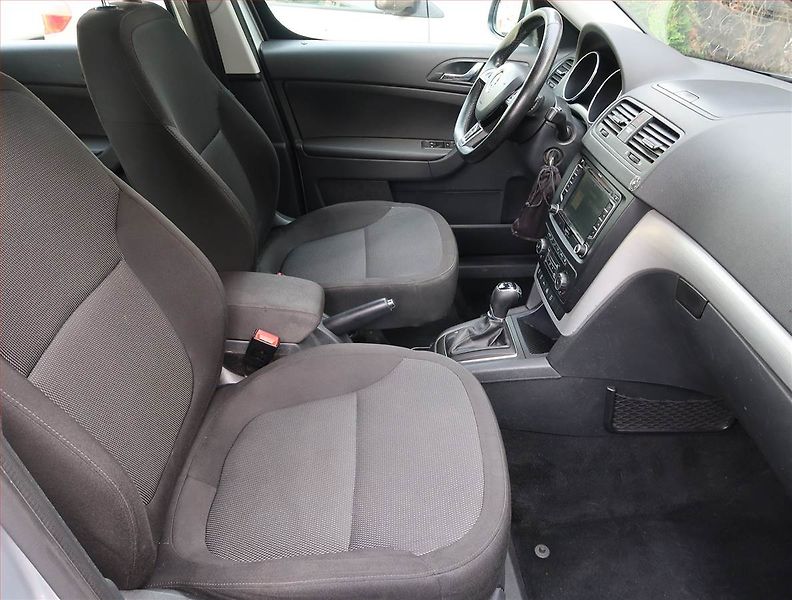 Škoda Yeti (2016) 2.0 TDI, 4X4, Automat, Navi - fotka 9 z 20