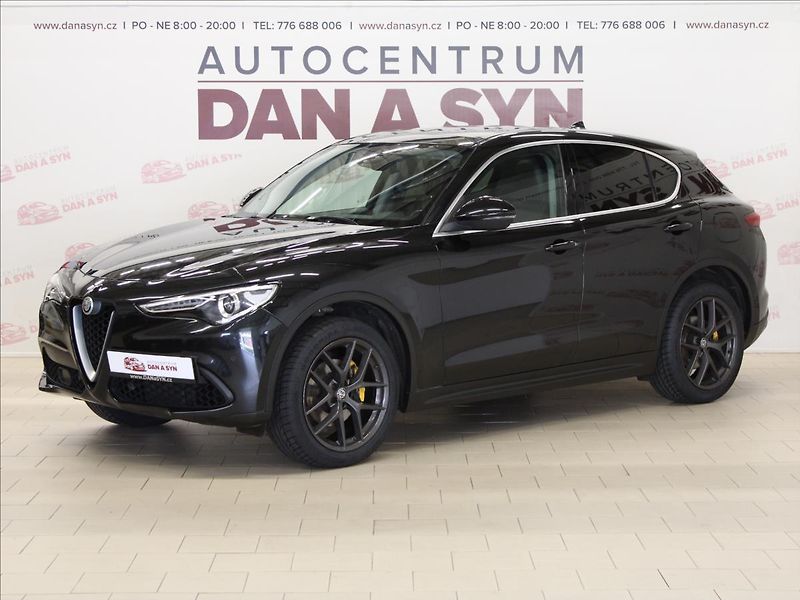 Alfa Romeo Stelvio 2,0 TBi 280k Q4 Kůže Led - fotka 1 z 33