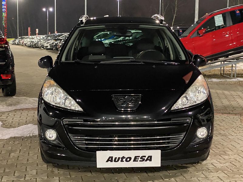 Peugeot 207 (2010) 1.6 i, Panorama - fotka 2 z 15