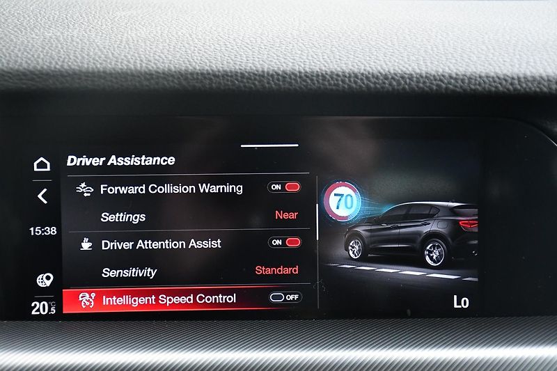Alfa Romeo Stelvio 2.0TURBO 16V Q4 147kW SPRINT - fotka 32 z 45