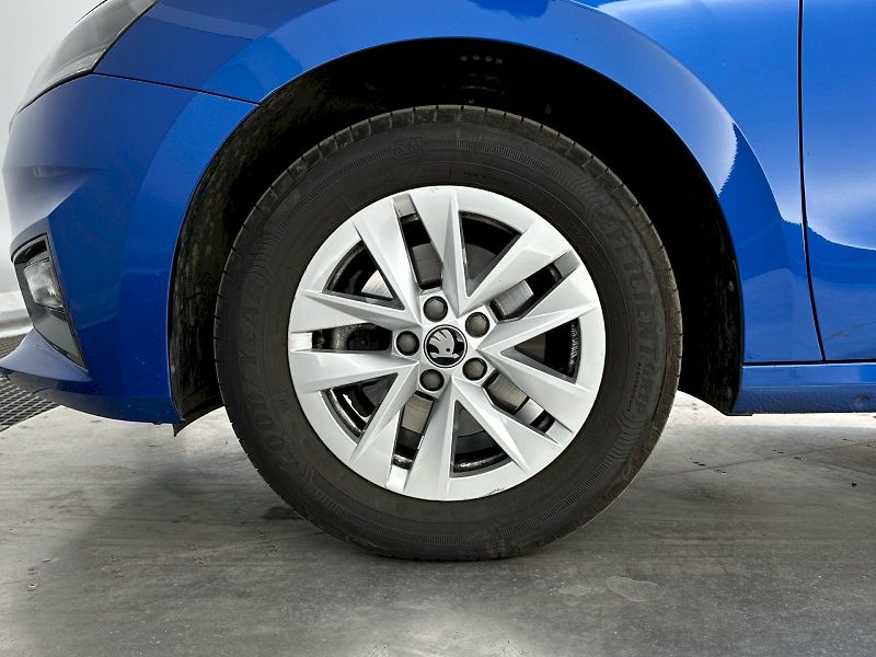 Škoda Fabia (2025) 1.0TSI 85kW Top Selection - fotka 30 z 30