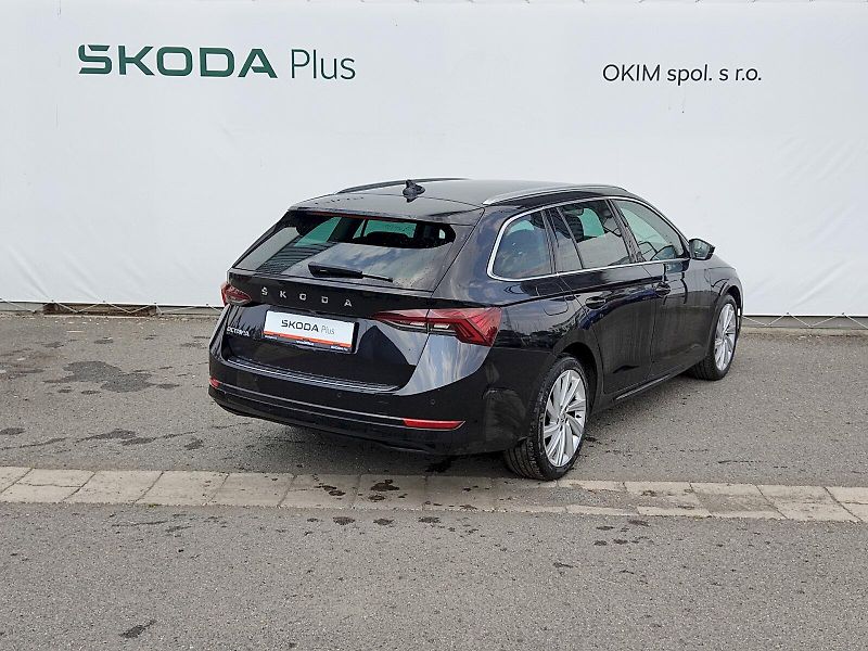 Škoda Octavia (2023) Combi Style Plus  2,0 Tdi 110 - fotka 2 z 42