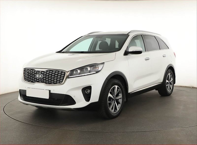 Kia Sorento (2018) 2.2 CRDi, 4X4, Automat - fotka 2 z 19