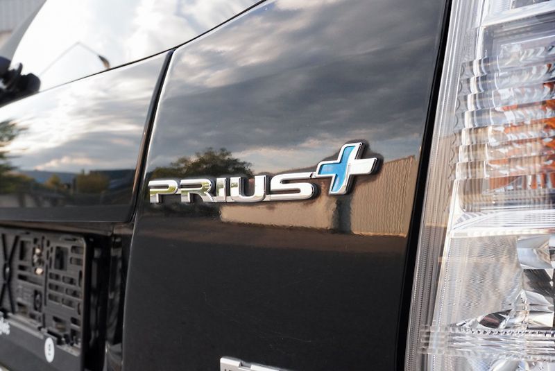 Toyota Prius 1.8 HYBRID 7míst - fotka 33 z 34