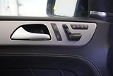 Mercedes-Benz GL GL350 3,0D V6 4MATIC AUT. - náhled 13