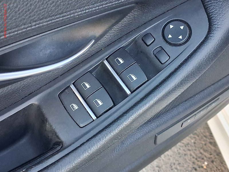 BMW Řada 5 (2013) 3.0 D 535d xDrive, ČR, AT - fotka 11 z 22