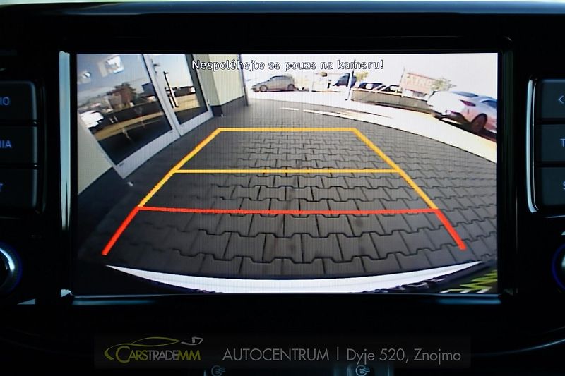 Hyundai i30 1.6CRDi NAVI KAMERA CARPLAY - fotka 40 z 48