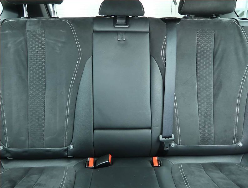 BMW X5 (2017) M Paket xDrive30d - fotka 10 z 17