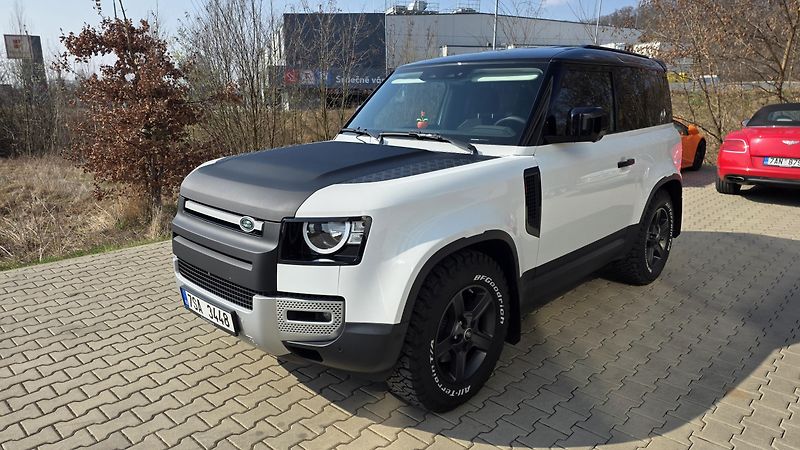 Land Rover Defender (2021) TOP STAV VZDUCH VELKÝ SERVIS - fotka 8 z 17