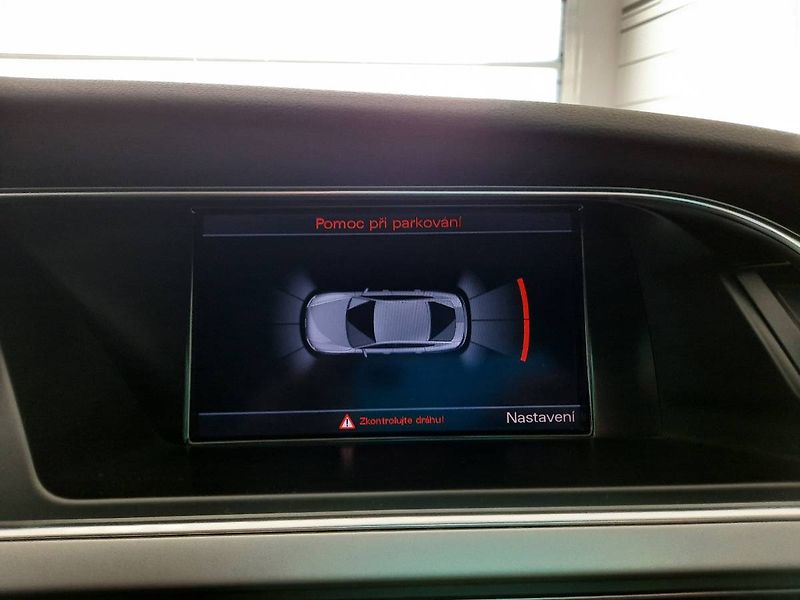 Audi A5 (2012) 2.0 TDI quattro (130kW/177k) - fotka 17 z 26
