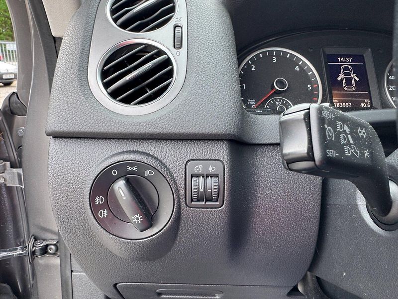 Volkswagen Tiguan (2010) 2.0TDi,4x4,Automat,Tažné - fotka 25 z 39