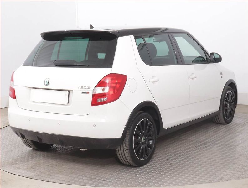 Škoda Fabia (2011) Monte Carlo 1.2 TSI - fotka 5 z 15