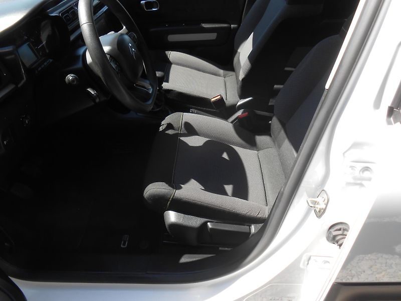 Citroën C3 1.5HDi,6kvalt, Full led - fotka 26 z 40