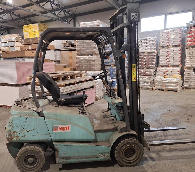 Desta (2002) D20 2000 kg - fotka 3 z 13