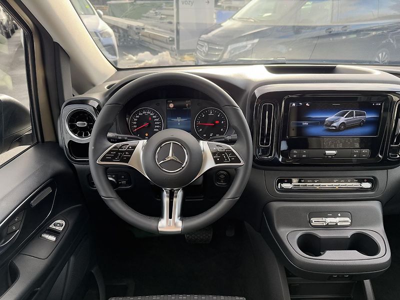 Mercedes-Benz Vito 119 CDI Tourer SELECT L4M - fotka 10 z 19