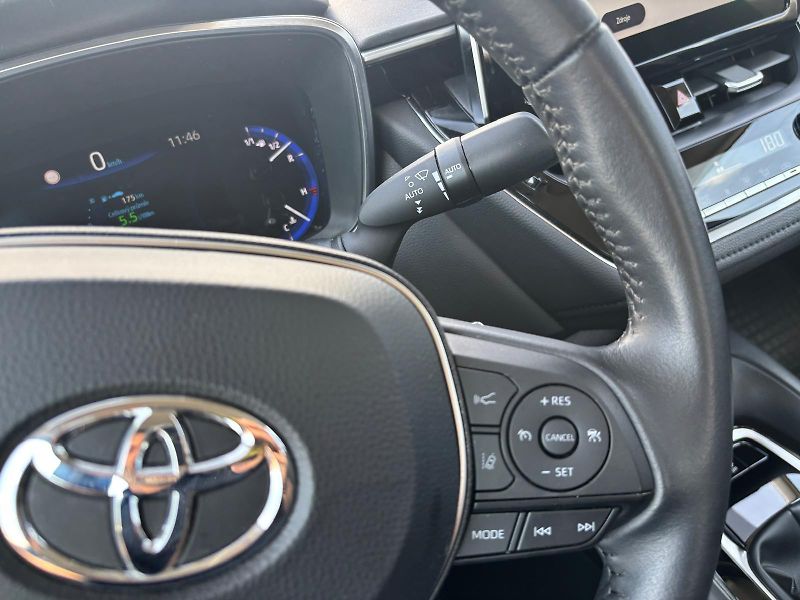 Toyota Corolla 1.5 Dynamic Force Comfort Tech - fotka 17 z 27